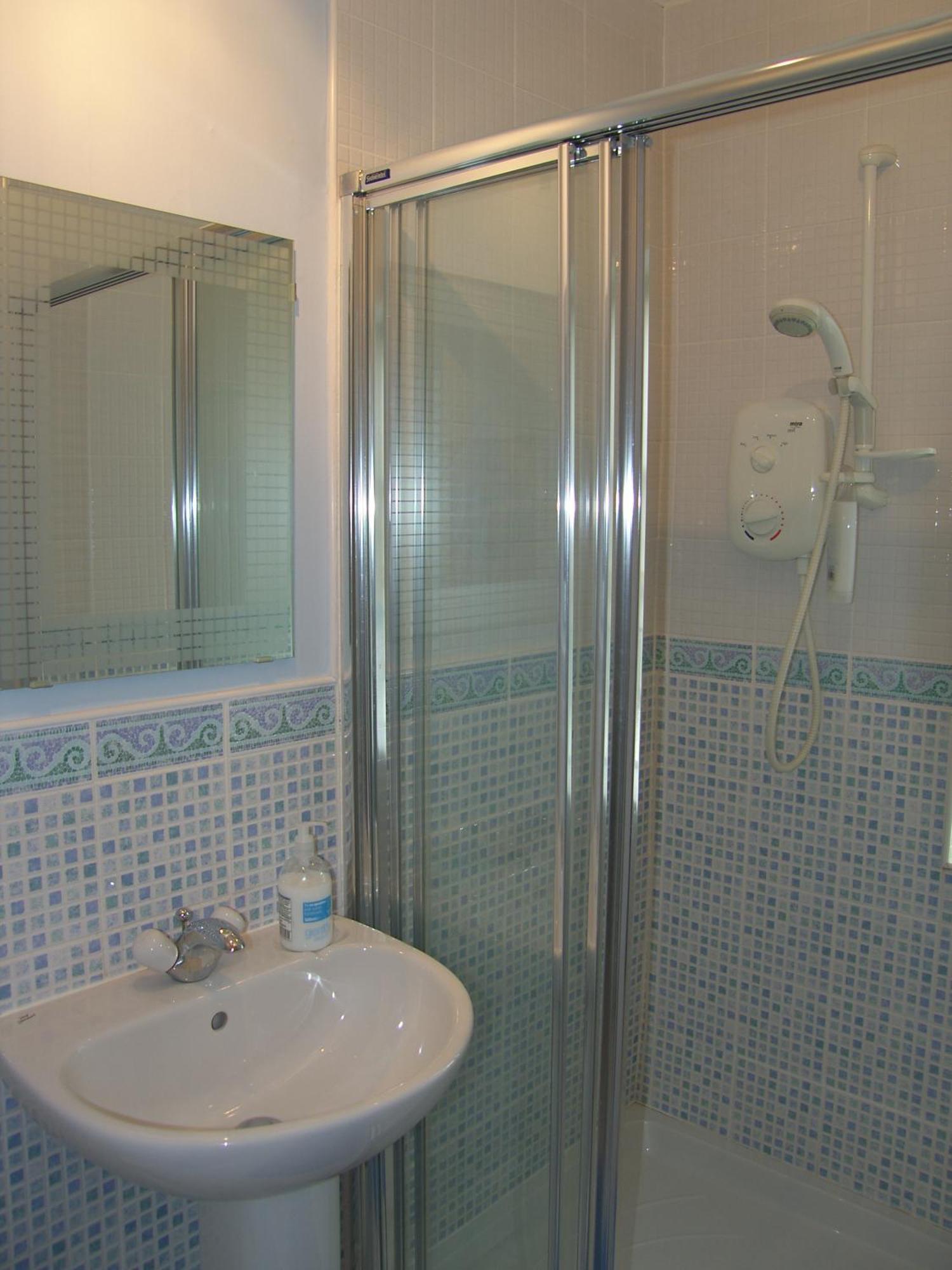 קריף Comelybank Guesthouse מראה חיצוני תמונה