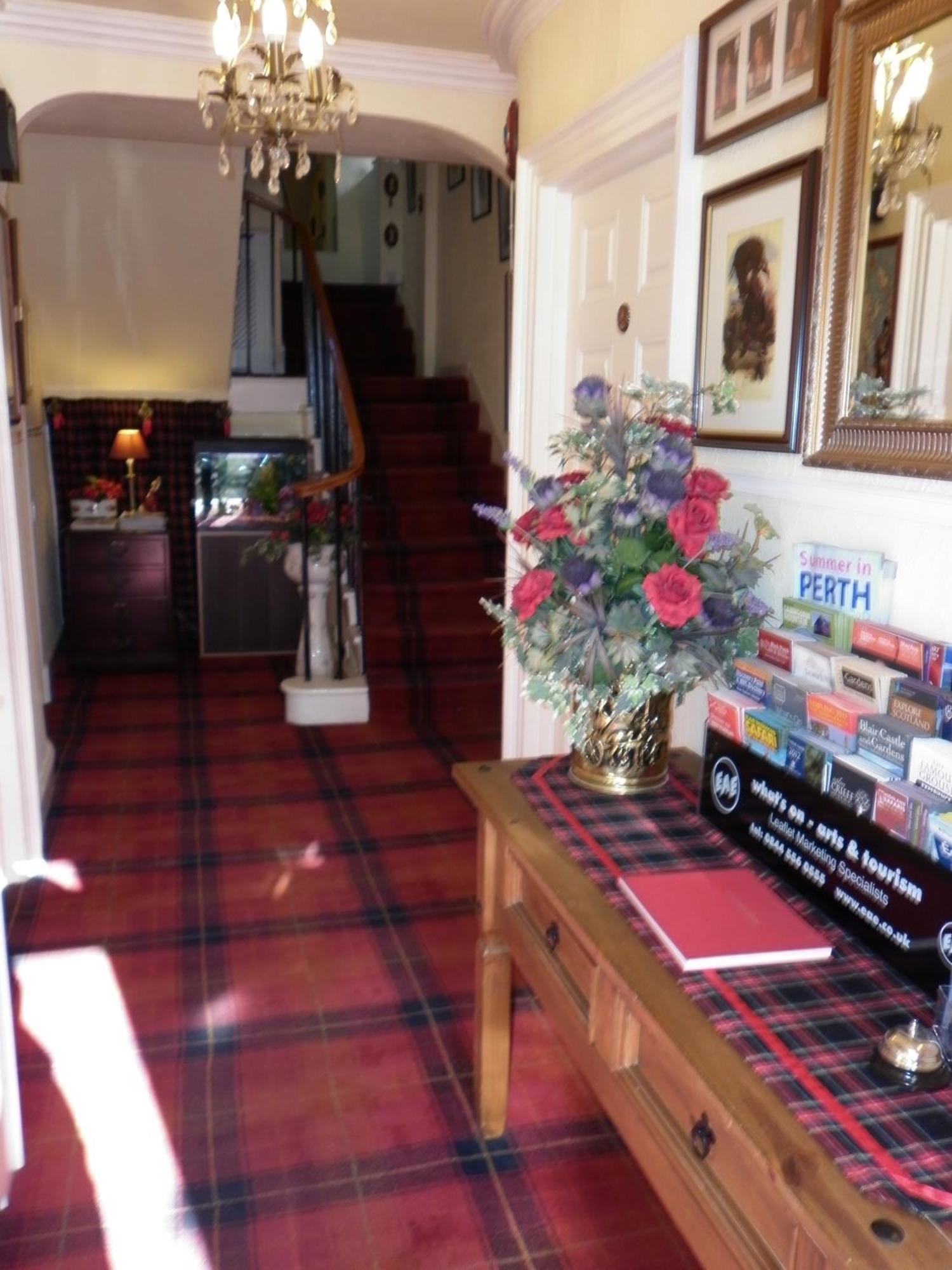 קריף Comelybank Guesthouse מראה חיצוני תמונה