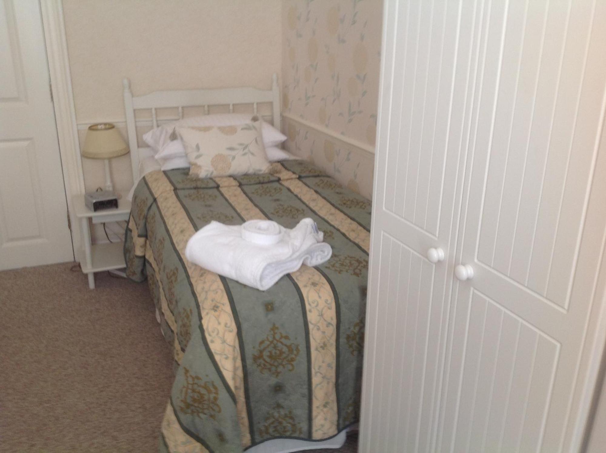 קריף Comelybank Guesthouse חדר תמונה