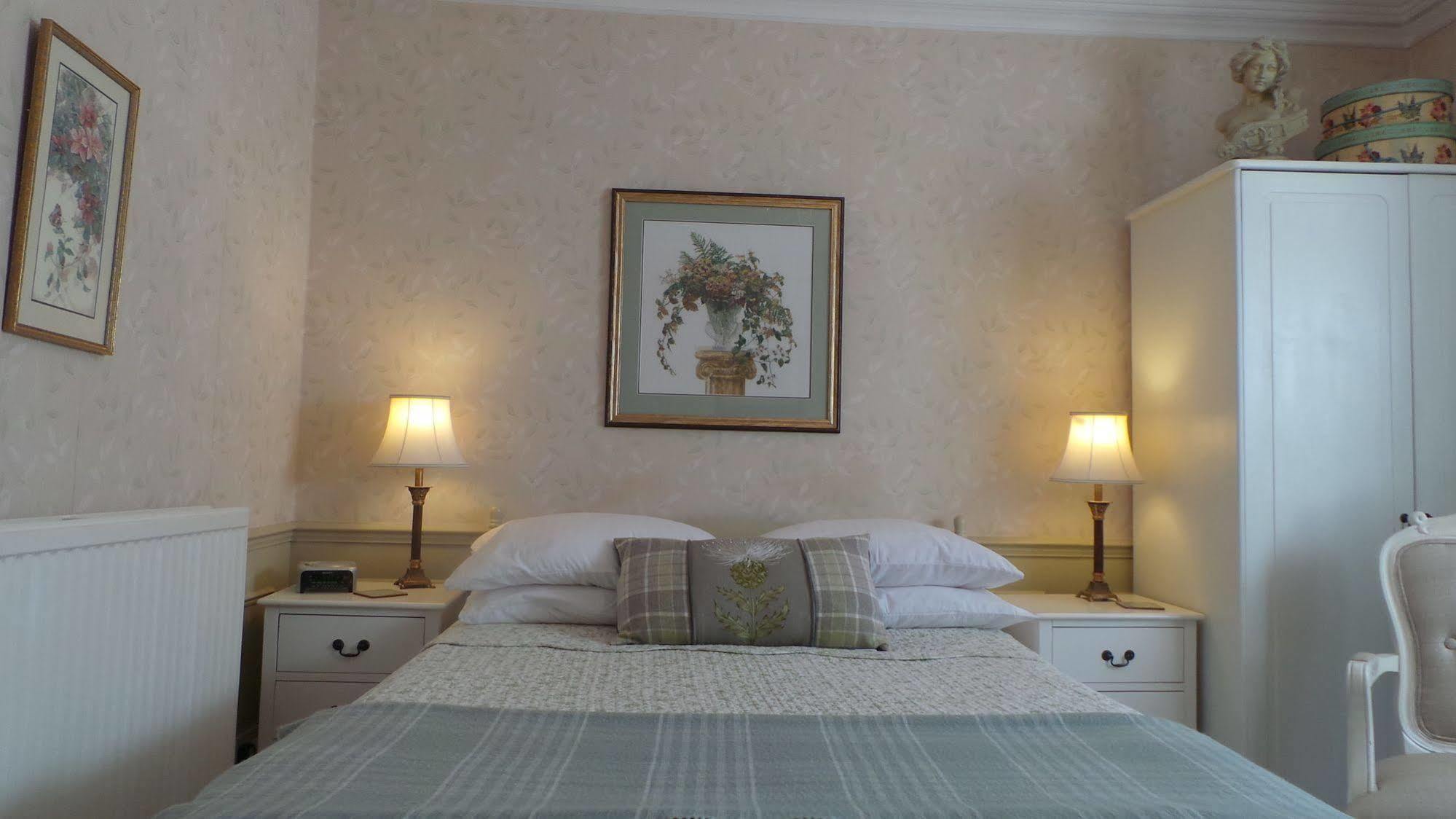 קריף Comelybank Guesthouse מראה חיצוני תמונה