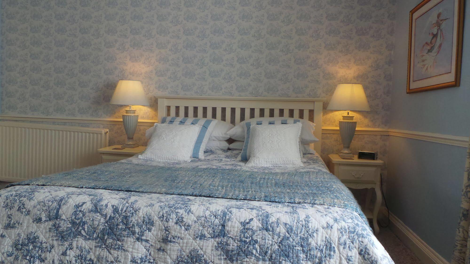 קריף Comelybank Guesthouse מראה חיצוני תמונה